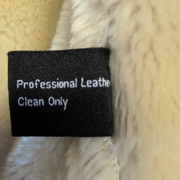 Shebang - VINTAGE Y2K Pink Shearling 100% Leather Bomber Jacket! - Picture 4 of 6
